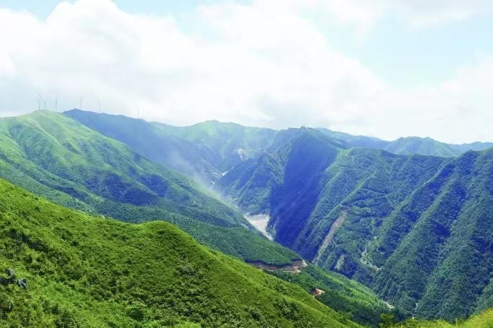 潮涌湘江 锂动未来——荣膺先进团队，，，，，，，湖南申博太阳城赫彰显锂电标杆实力